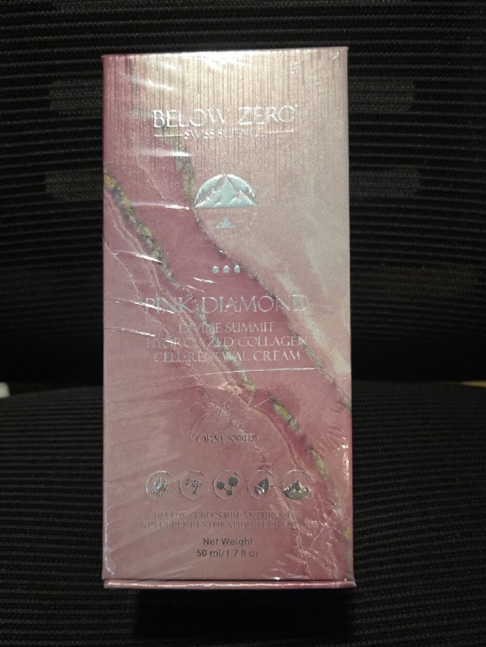 Pink Diamond Cell-Renewal Cream — Pink - Picture 2 of 5